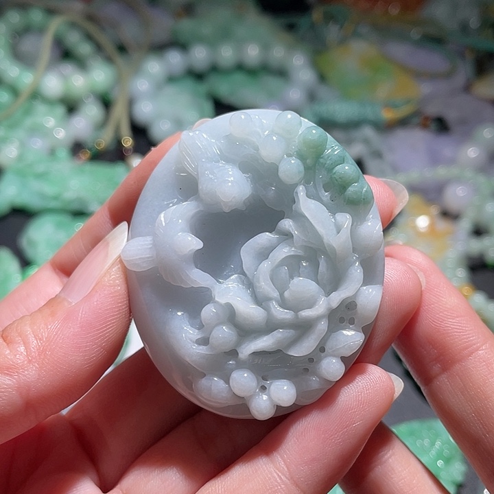 颈饰未镶嵌翡翠天