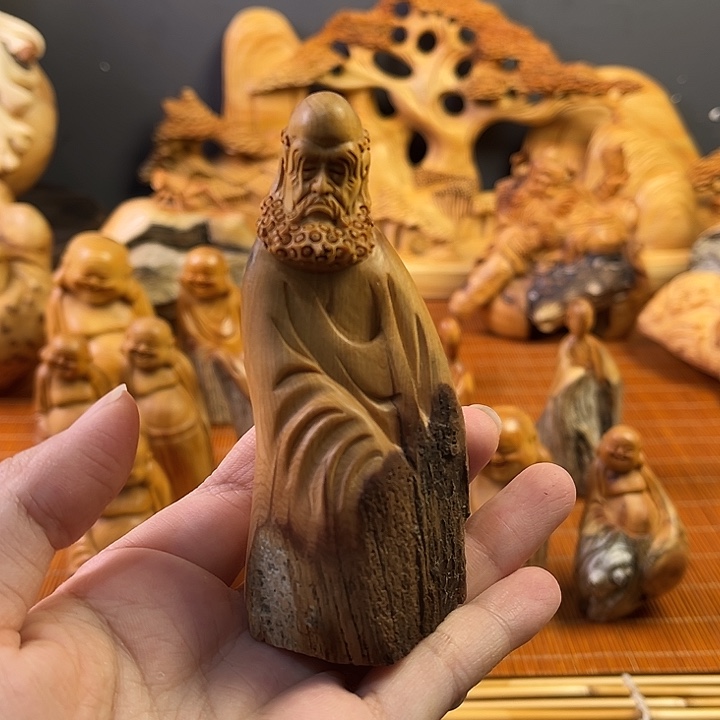 柏木（崖柏）达摩摆件