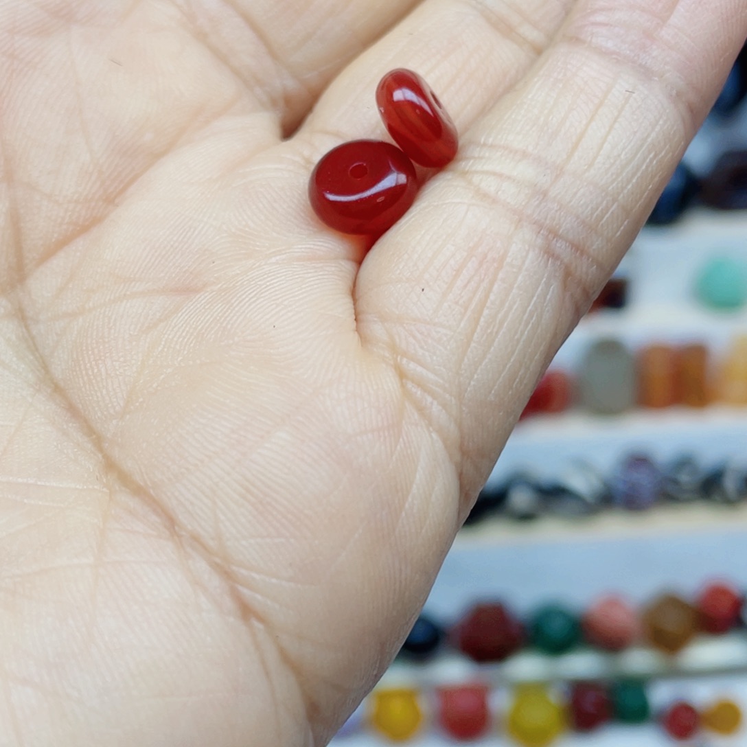 玛瑙/玉髓吊坠未镶嵌丶****?