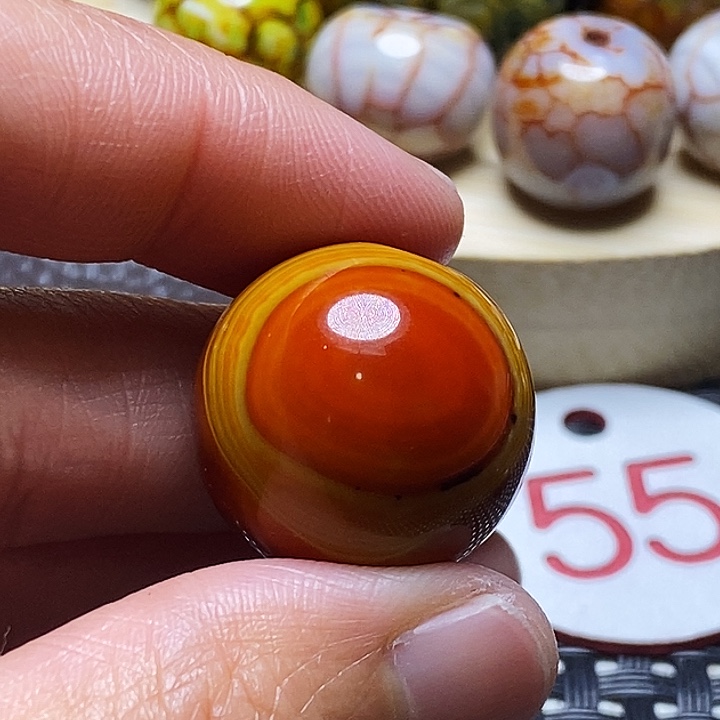 皂***土玛瑙/玉髓未镶嵌颈饰