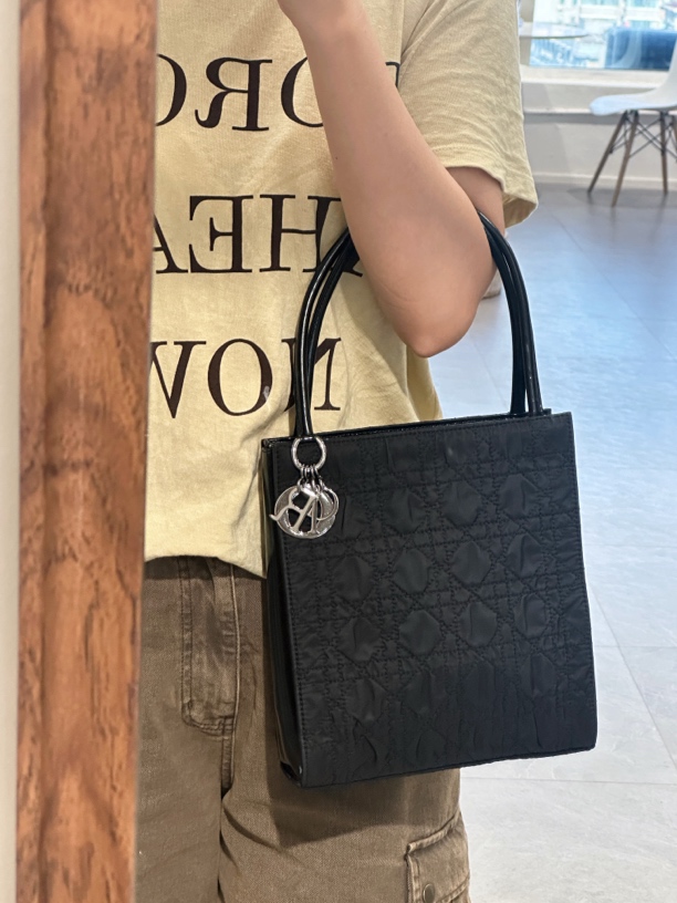 95新 DIOR/迪奥 黑色菱格纹戴妃手提腋下包