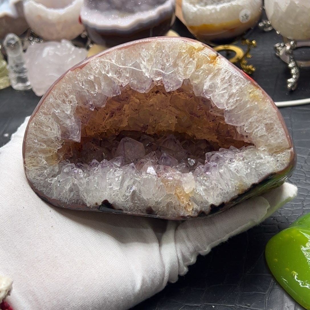 未镶嵌水晶珠宝半成品紫水大牙钱袋子有裂1