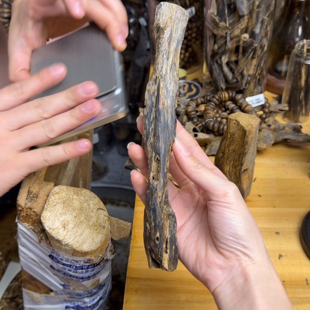 沉香沉香碎屑张勺子品种块料34克