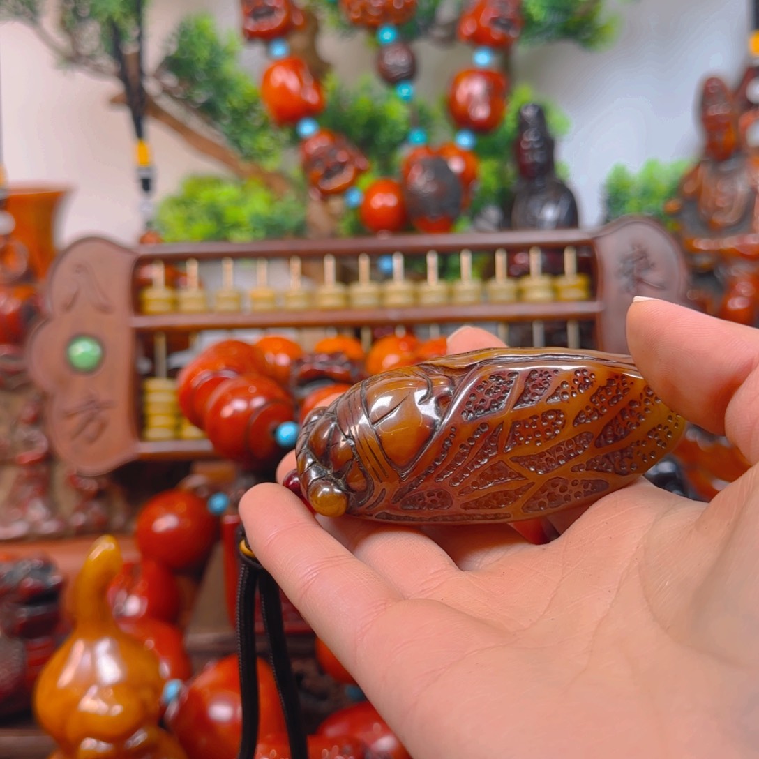 琥珀裸石未镶嵌手把