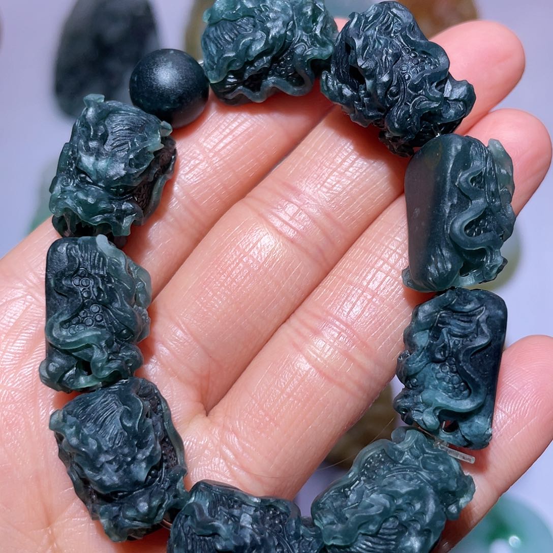 定制翡翠未镶嵌翡翠