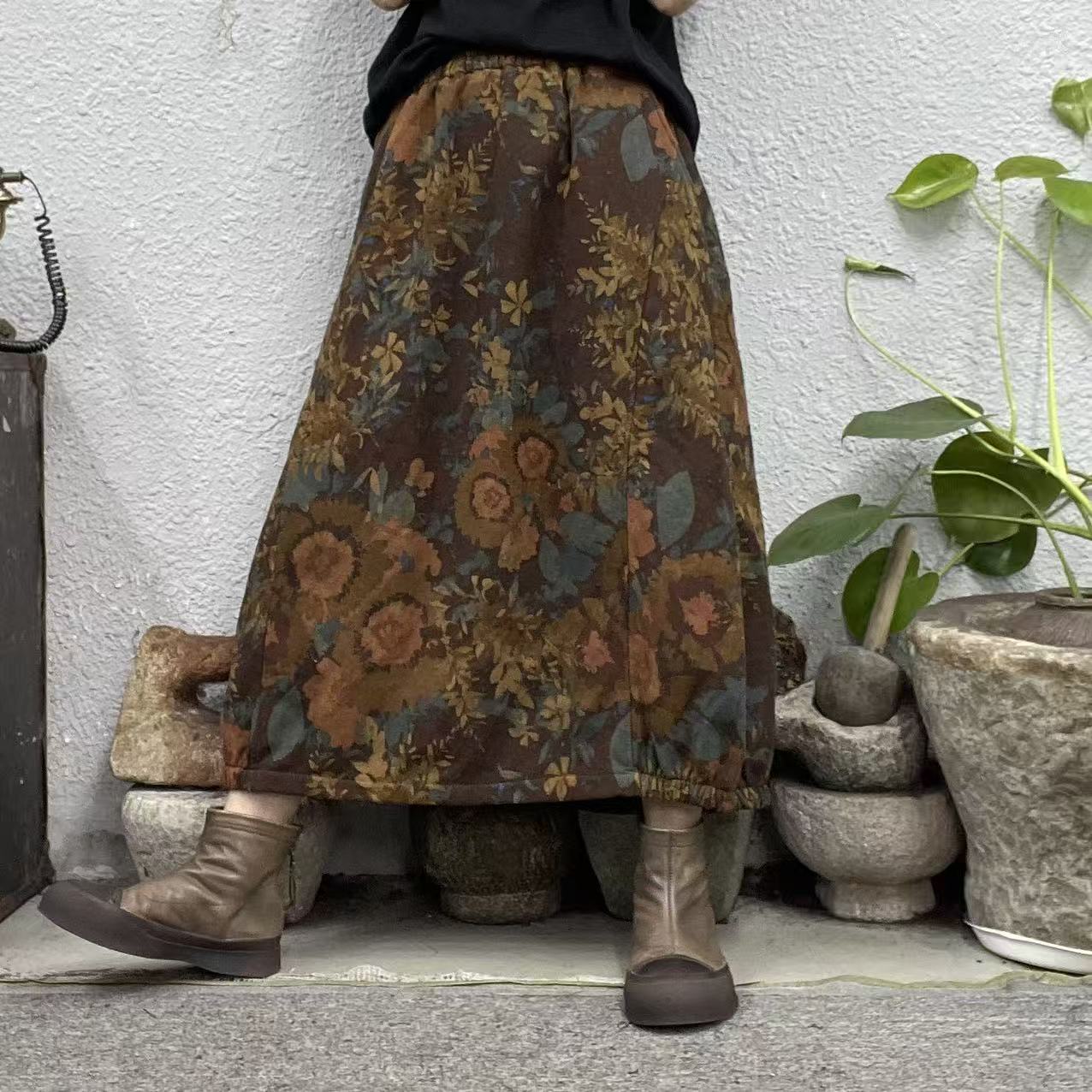 311153咖花加绒下摆松紧色织麻印花半身裙（长80臀围126裙摆136