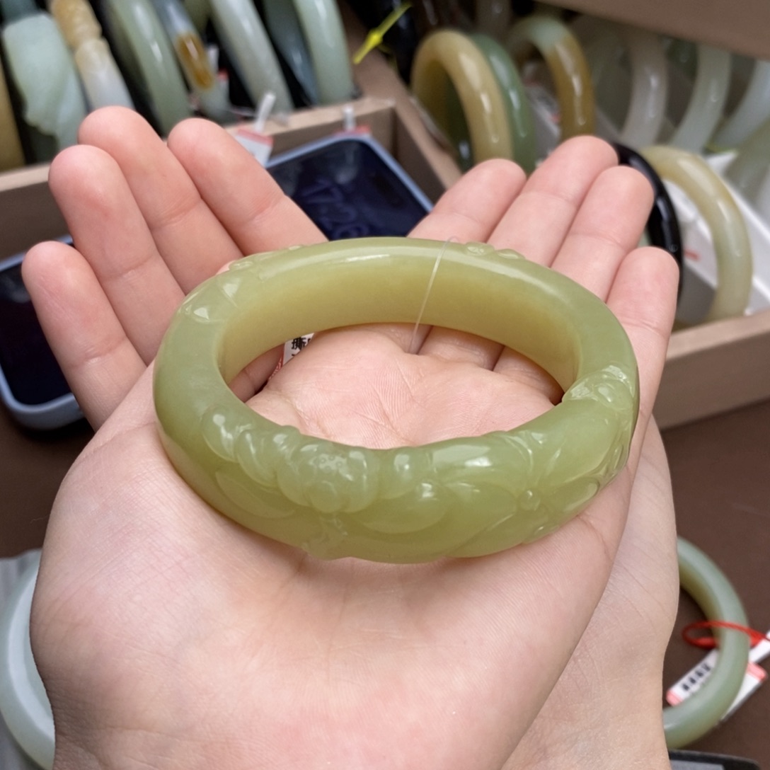 竹***7和田玉手镯未镶嵌