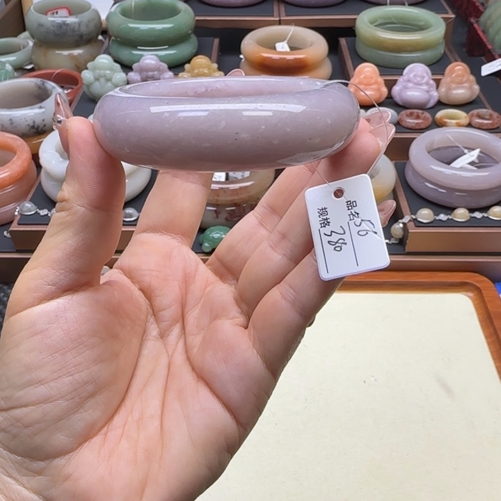 石英岩玉未镶嵌手镯