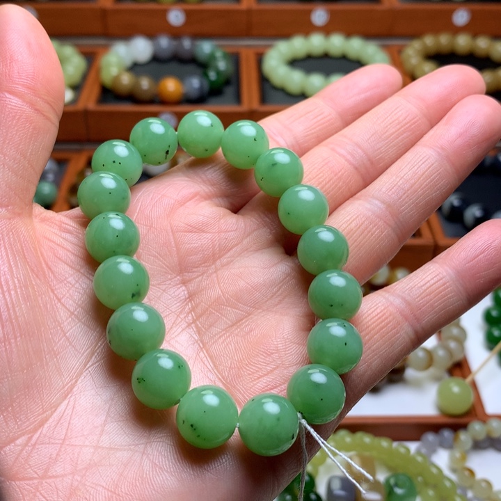 和田玉手串未镶嵌