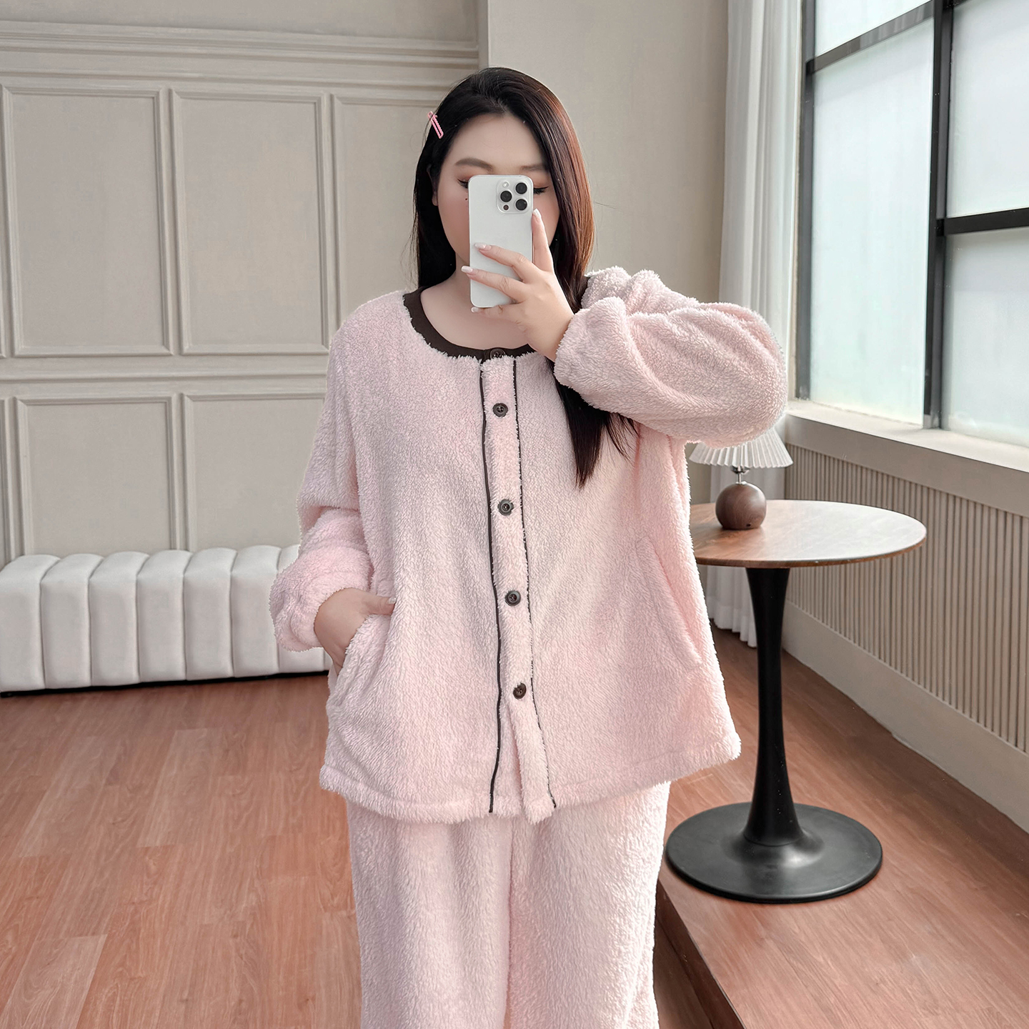 DD8570大码女装【巨保暖珊瑚绒睡衣】秋冬季撞色圆领宽松家居服套装