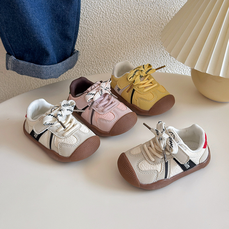 宝宝学步鞋0-1-3岁春秋新款婴幼儿皮面防滑运动鞋子男女童机能鞋