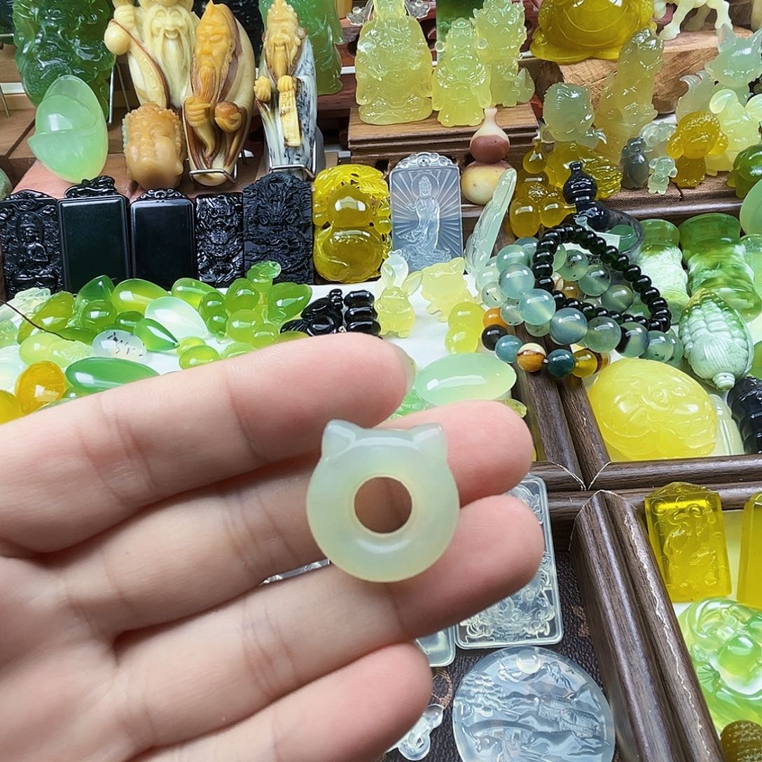 岫玉未镶嵌吊坠(不含链)