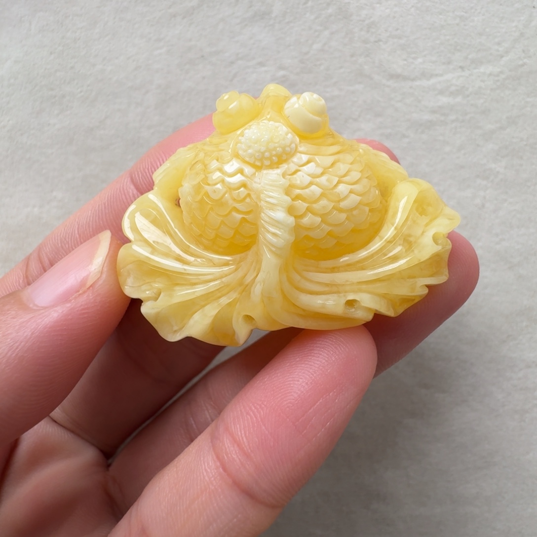 蜜蜡未镶嵌珠宝奇石超过七天不退不换