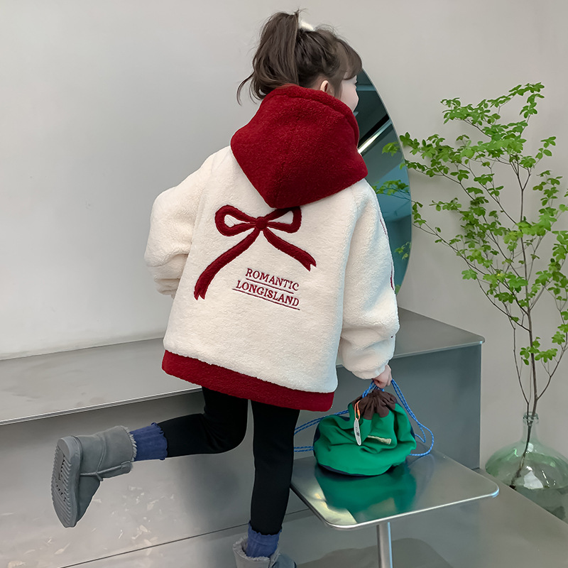 女童羊羔绒外套2024秋冬新款儿童洋气韩版毛毛衣女孩加绒加厚上衣
