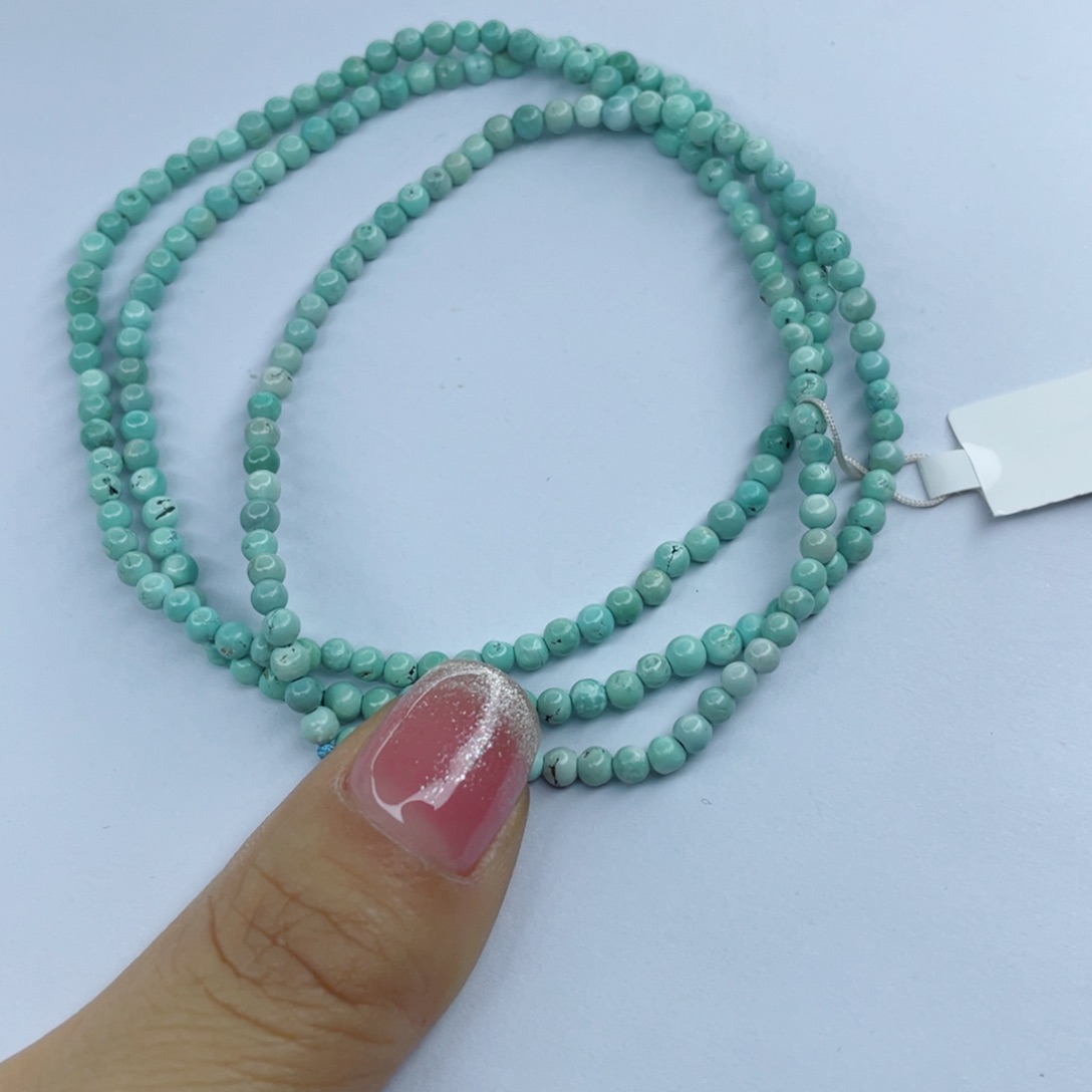 绿松石颈饰未镶嵌