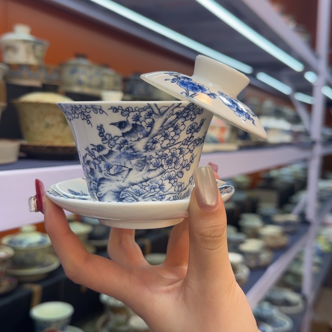 我在外面吃饭呢你在