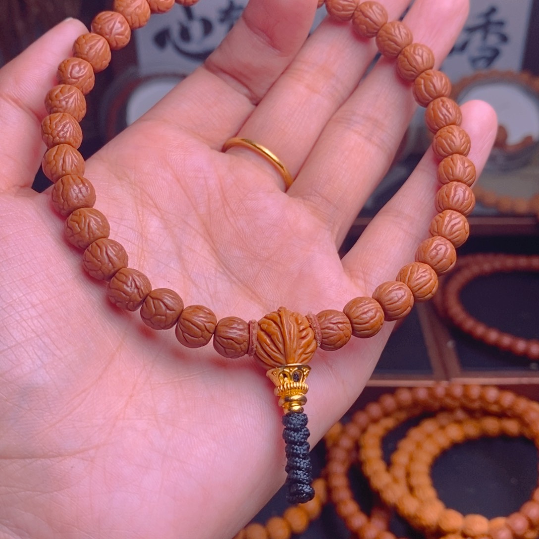 壮***肉桃核手串龙纹桃核