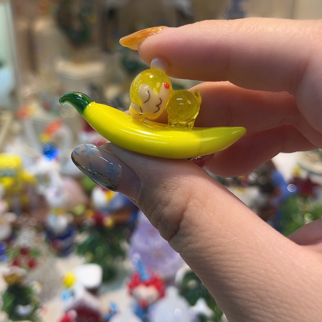 琉璃手工艺品香蕉猴