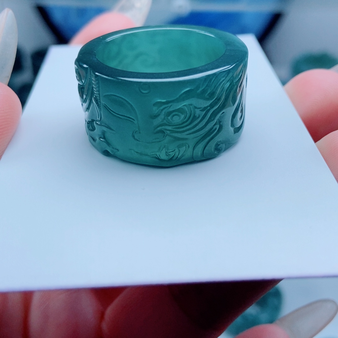 翡翠戒指未镶嵌九*