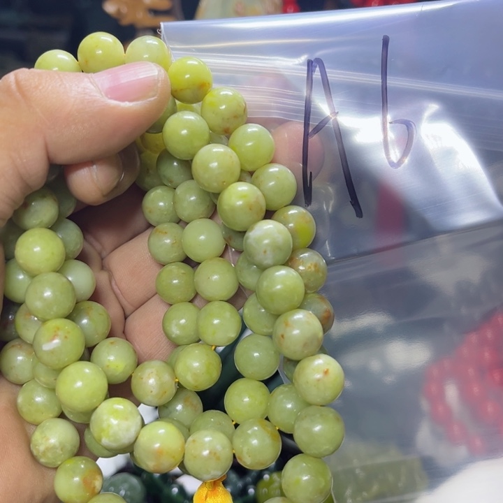 蛇纹石玉项链未镶嵌雨**生