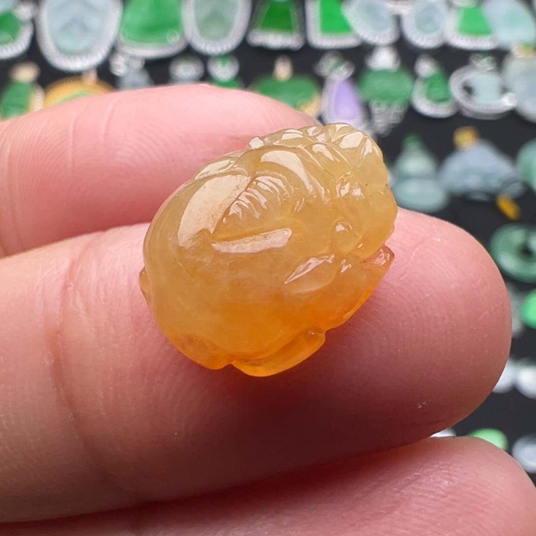翡翠颈饰未镶嵌貔貅13.2