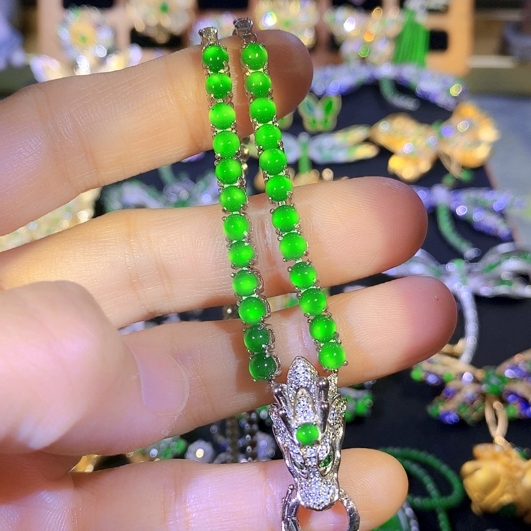 吊坠(不含链)银S925镶嵌翡翠