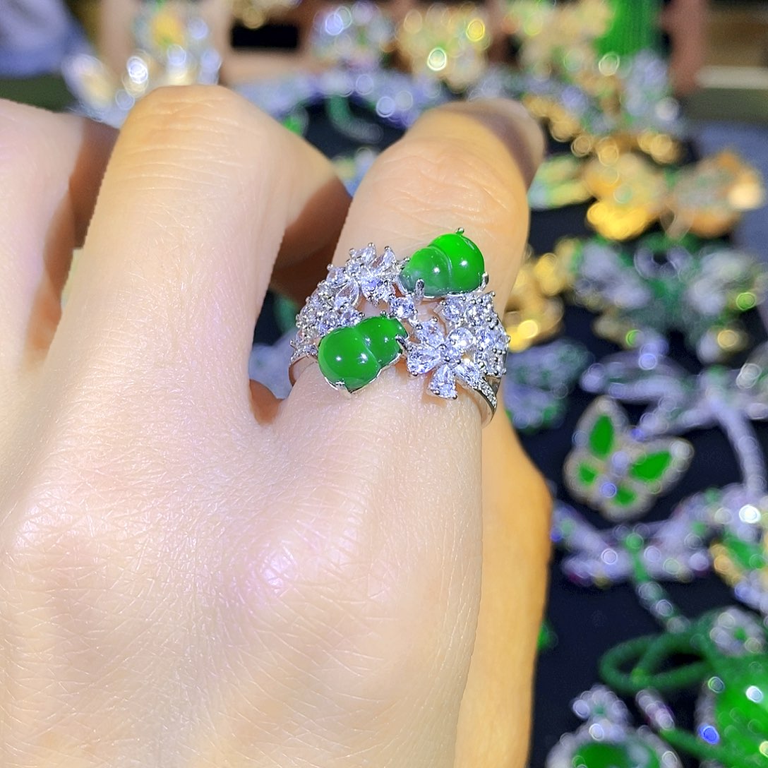 吊坠(不含链)银S925镶嵌翡翠