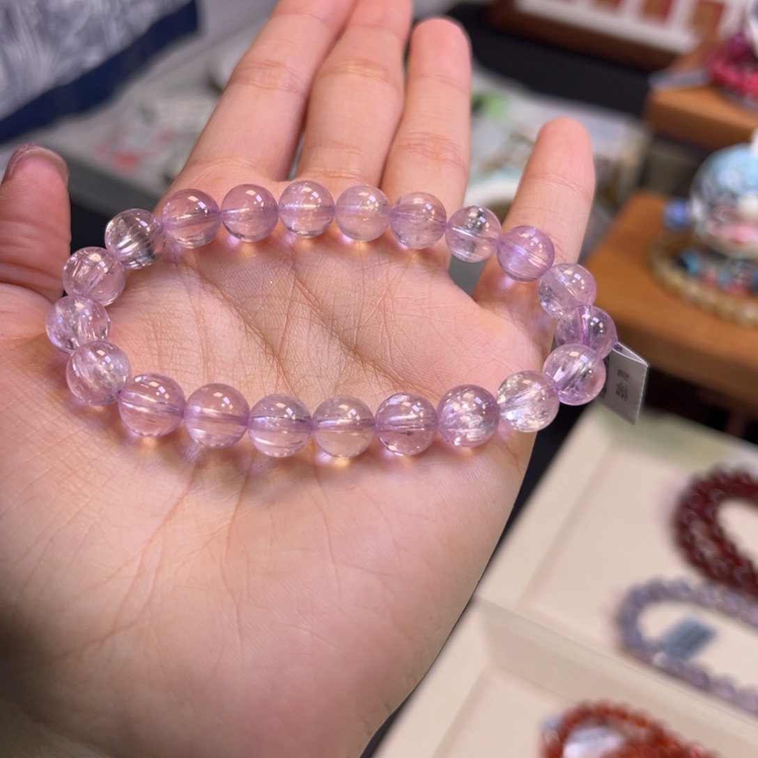 佳***琪锂辉石未镶嵌9m收藏级猫眼紫锂辉9m收藏级猫眼紫锂辉