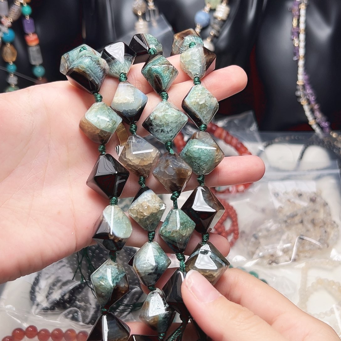 玛瑙/玉髓未镶嵌珠宝半成品t468 17m 菱形双拼