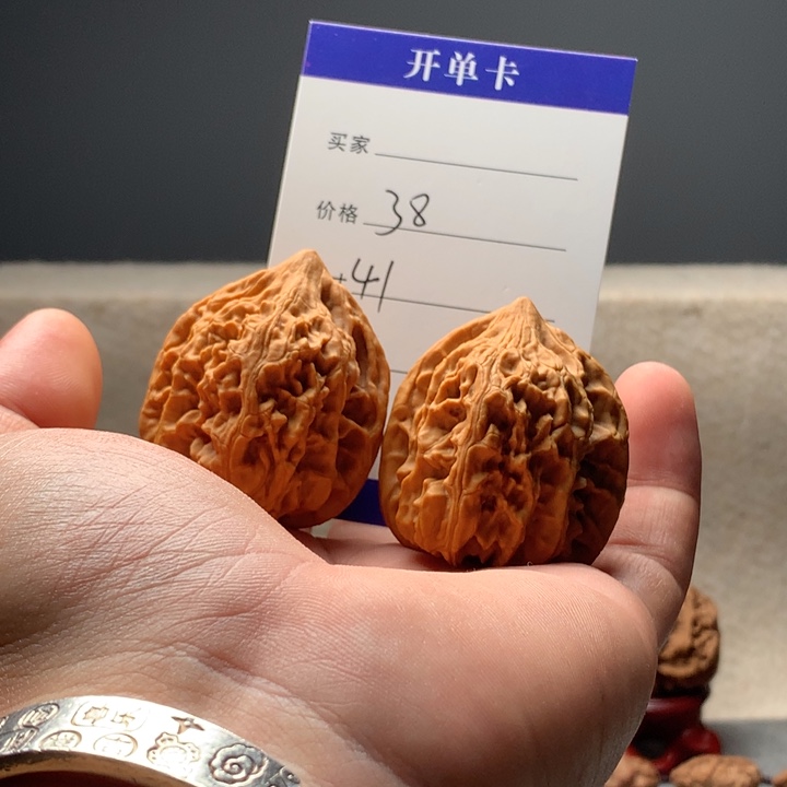 文玩核桃把件老款鸡心文玩核桃