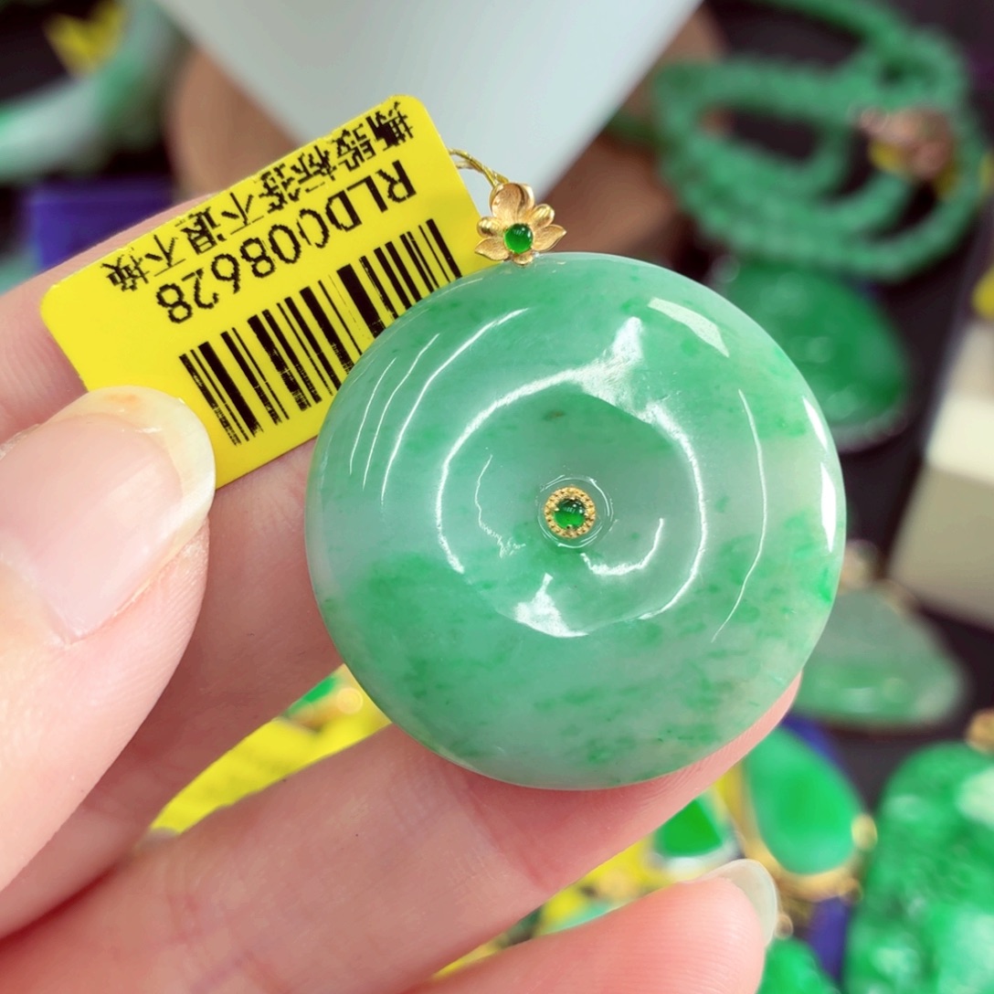 翡翠18K金镶嵌吊坠(不含链)