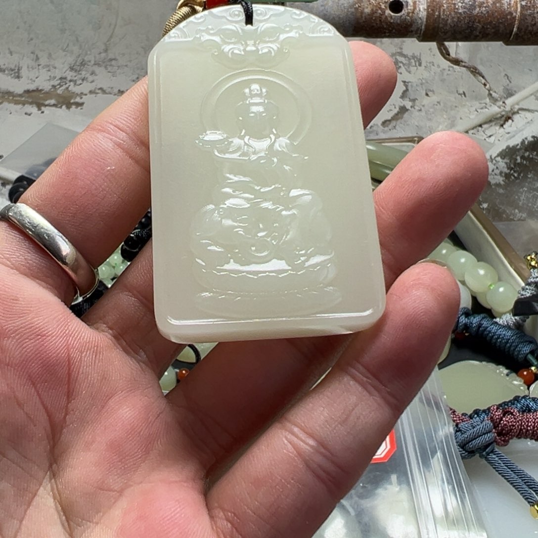 ℋ****清海各尔木时尚牌子