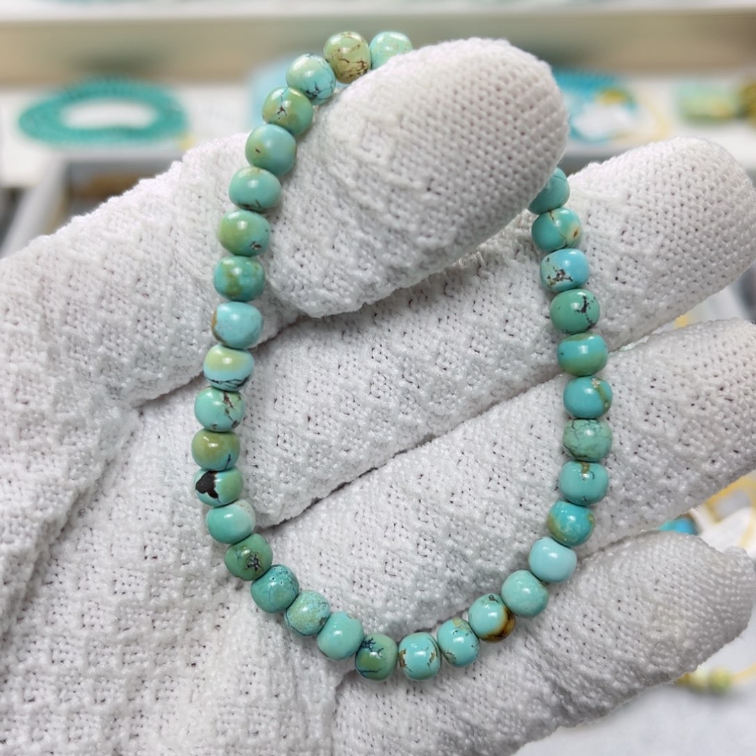 绿松石绿松石未镶嵌