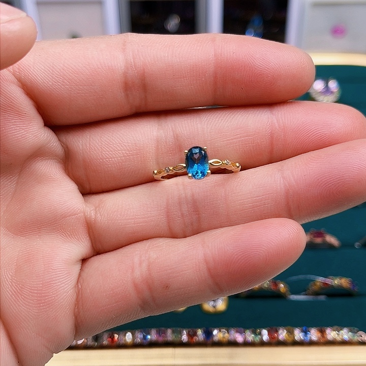 托帕石戒指银S925镶嵌