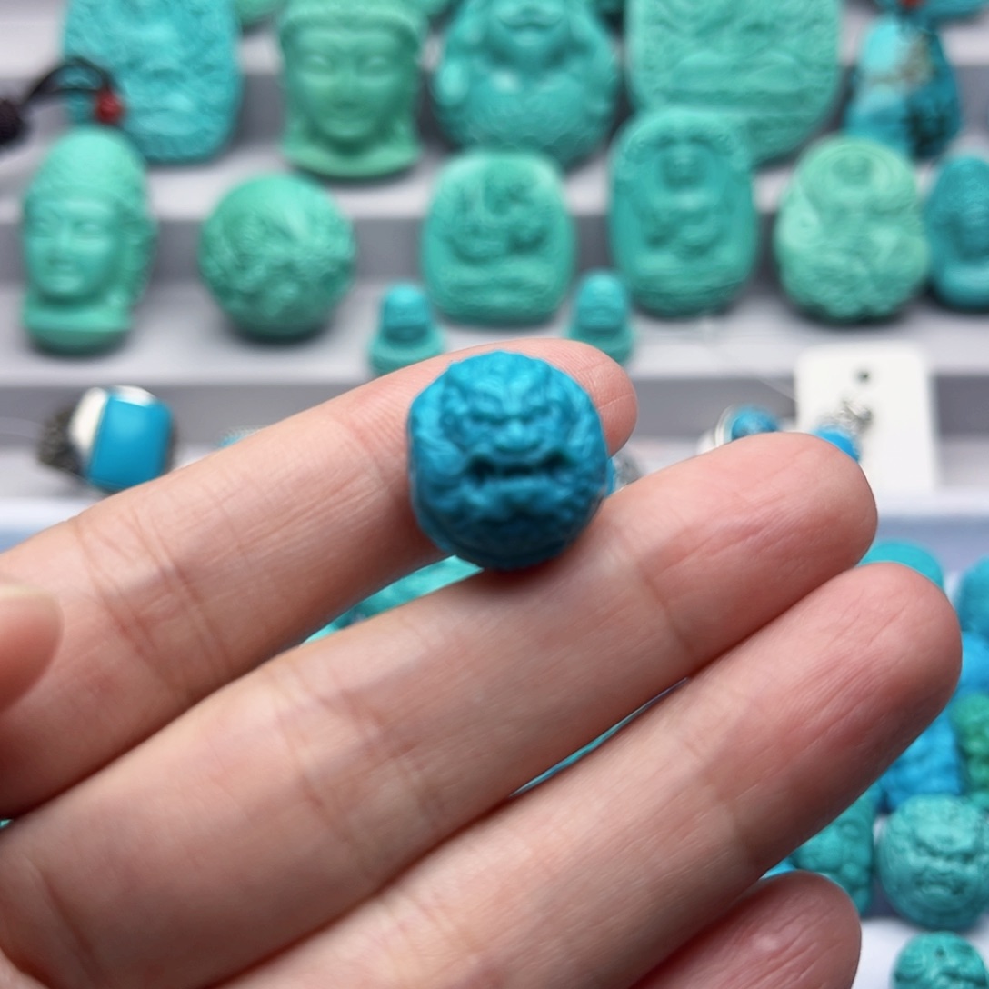 绿松石雕刻未镶嵌