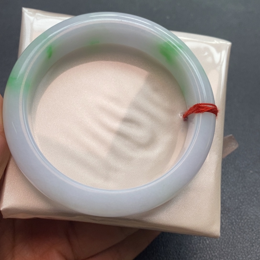 翡翠未镶嵌手镯手镯
