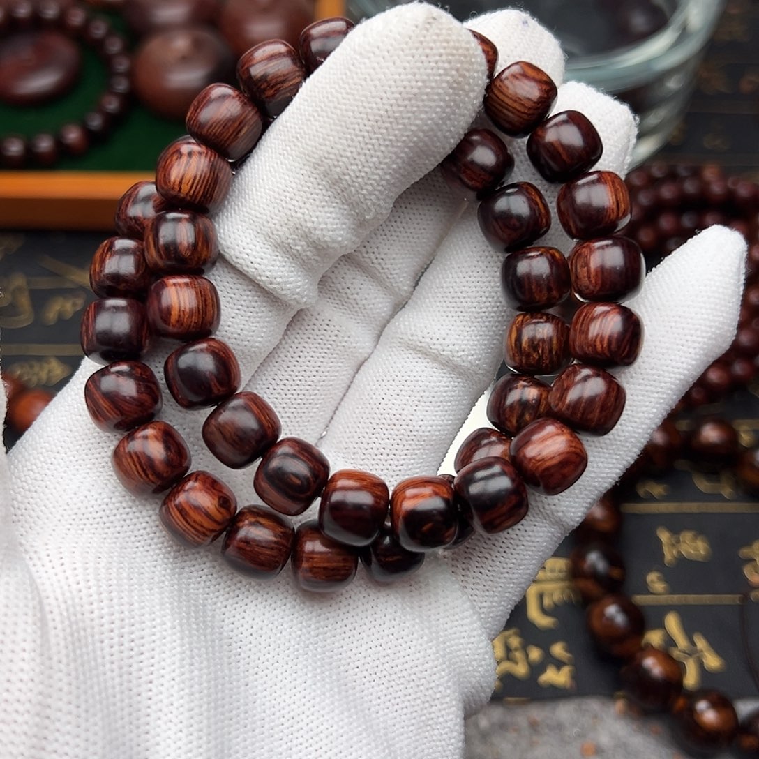 木1.0桶珠海南红降黑金火焰纹精品