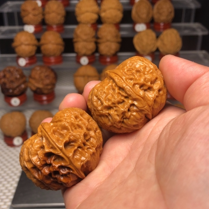 文玩核桃把件3玲珑绣球