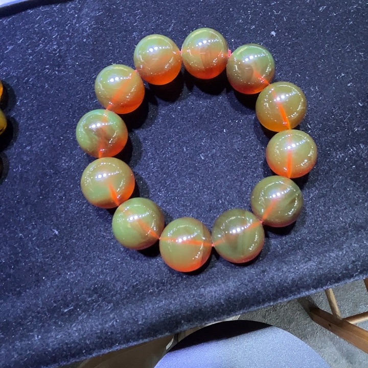 琥珀未镶嵌裸石緬甸琥珀