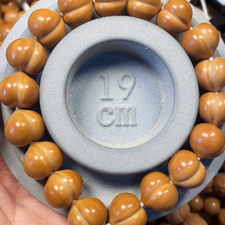 木高品质屁桃15尺寸。    