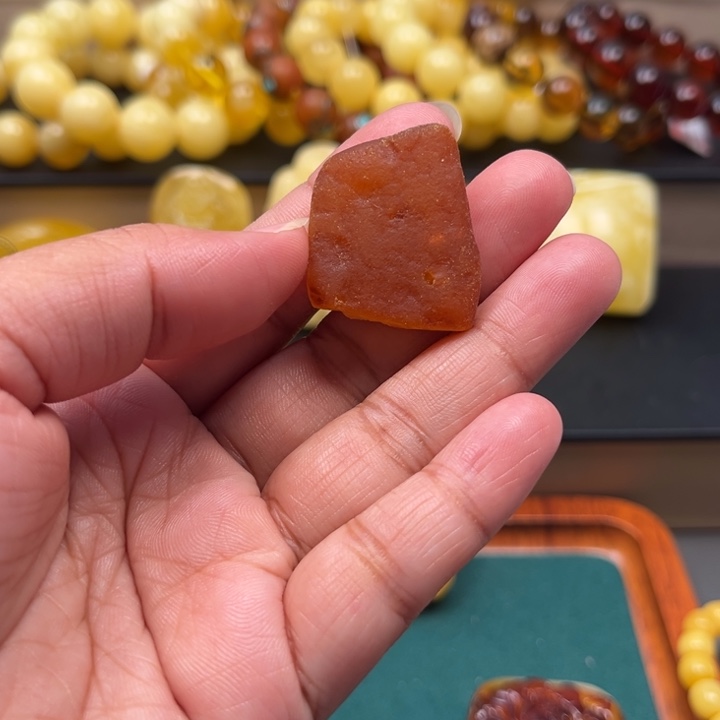 琥珀未镶嵌珠宝奇石M160号原石