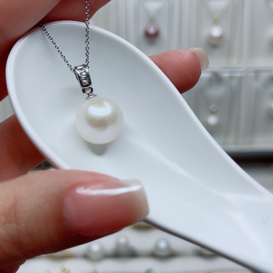 淡水珍珠未镶嵌吊坠(赠链)