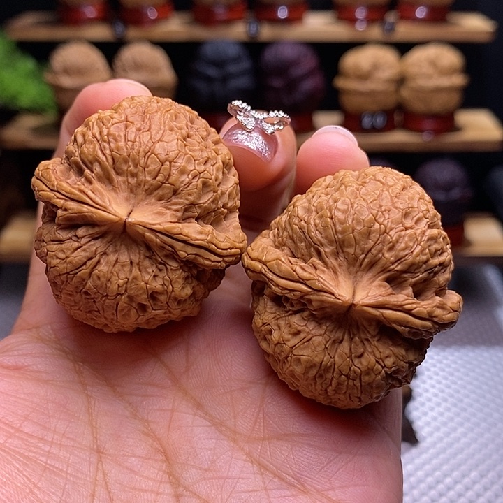 文玩核桃把件铁狮子6