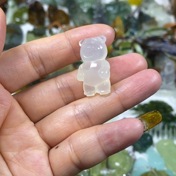 未镶嵌蛇纹石玉吊坠