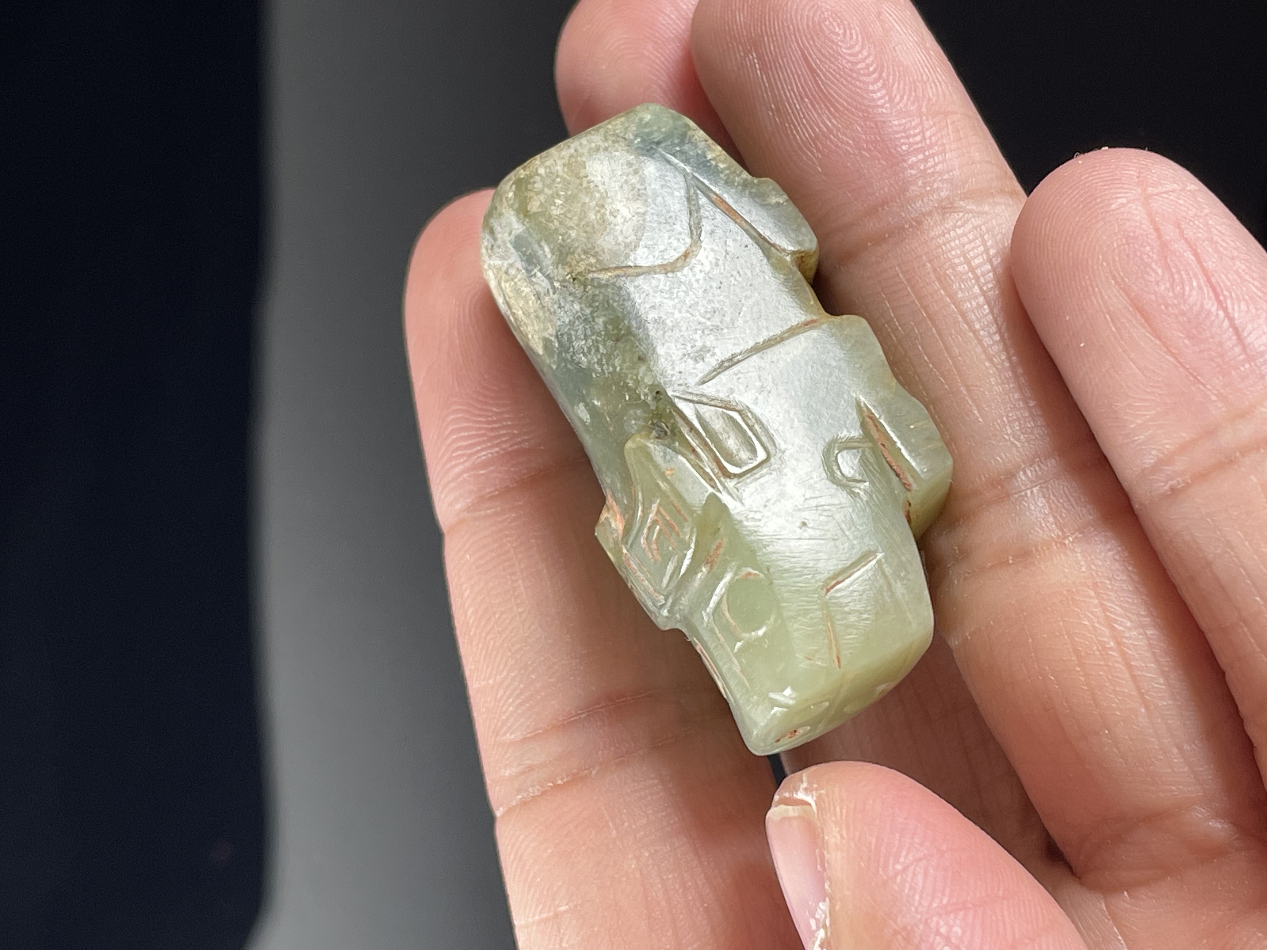 西周玉牛把件佩戴古风手工精美精雕雕刻古玉老玉直播高古玉和田玉