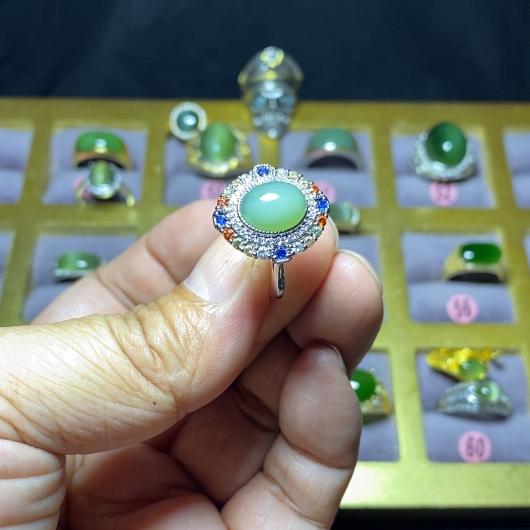 和田玉（碧玉）戒指未镶嵌