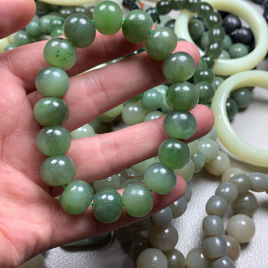 和田玉手链未镶嵌