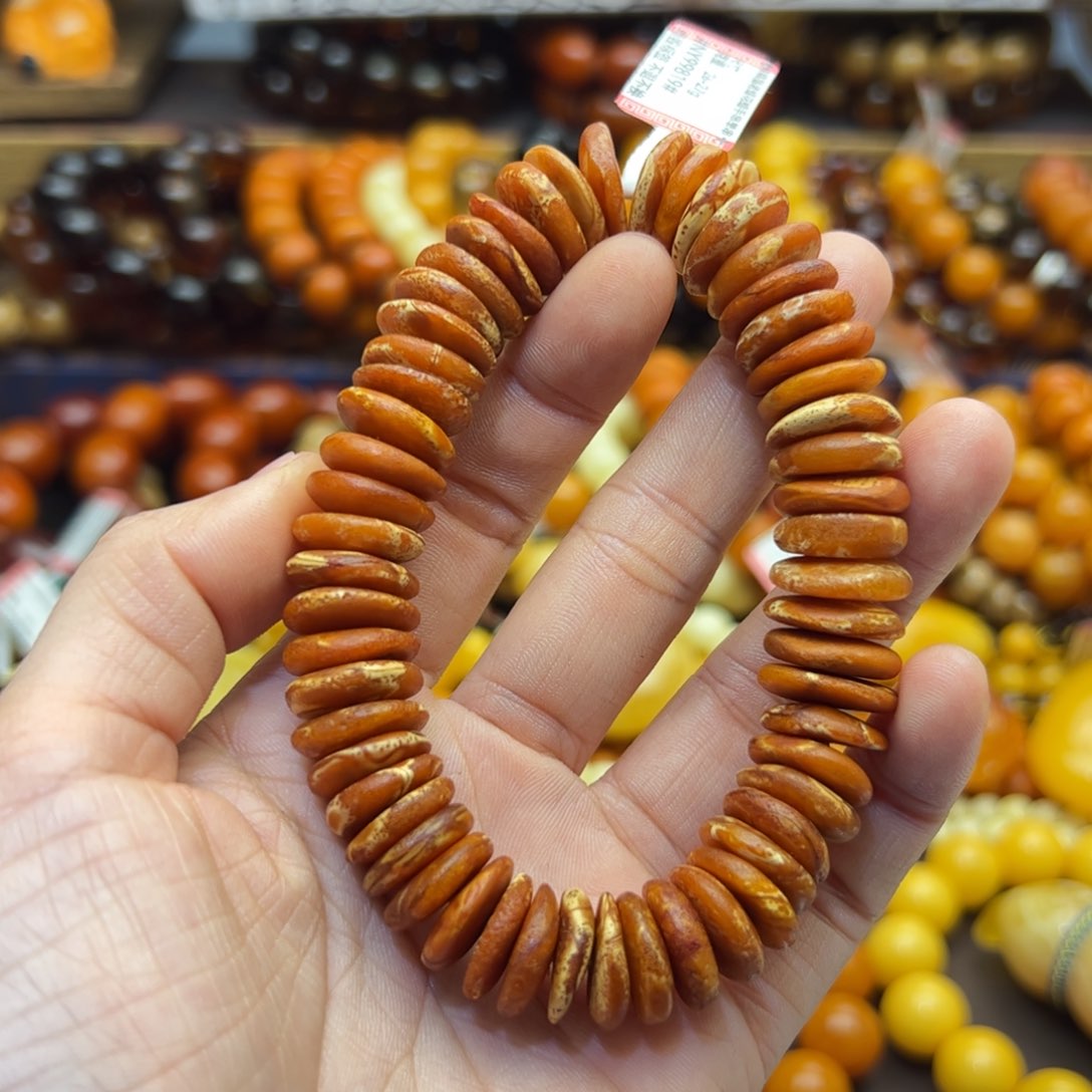 琥珀珠宝奇石未镶嵌