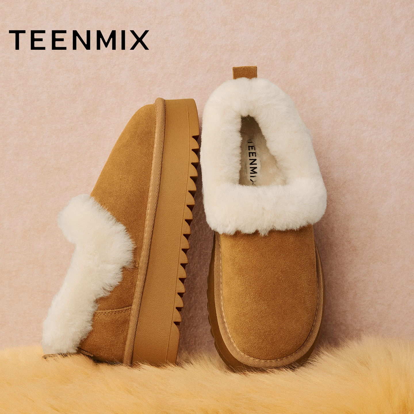 天美意2025冬新款毛绒短靴保暖厚底复古纯色女雪地靴KXD40DM5