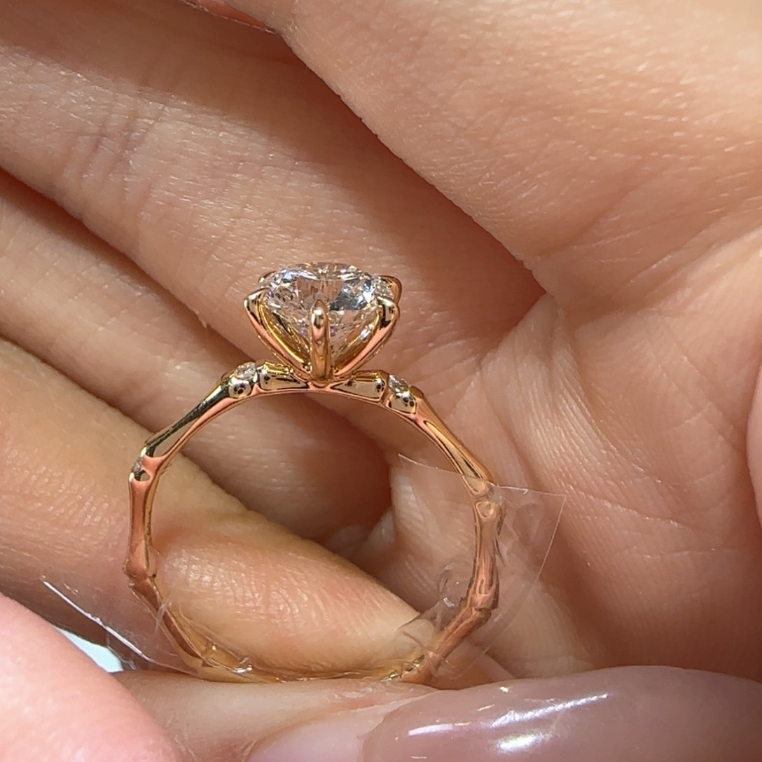 实验室培育钻石18K金镶嵌竹节设计款1卡